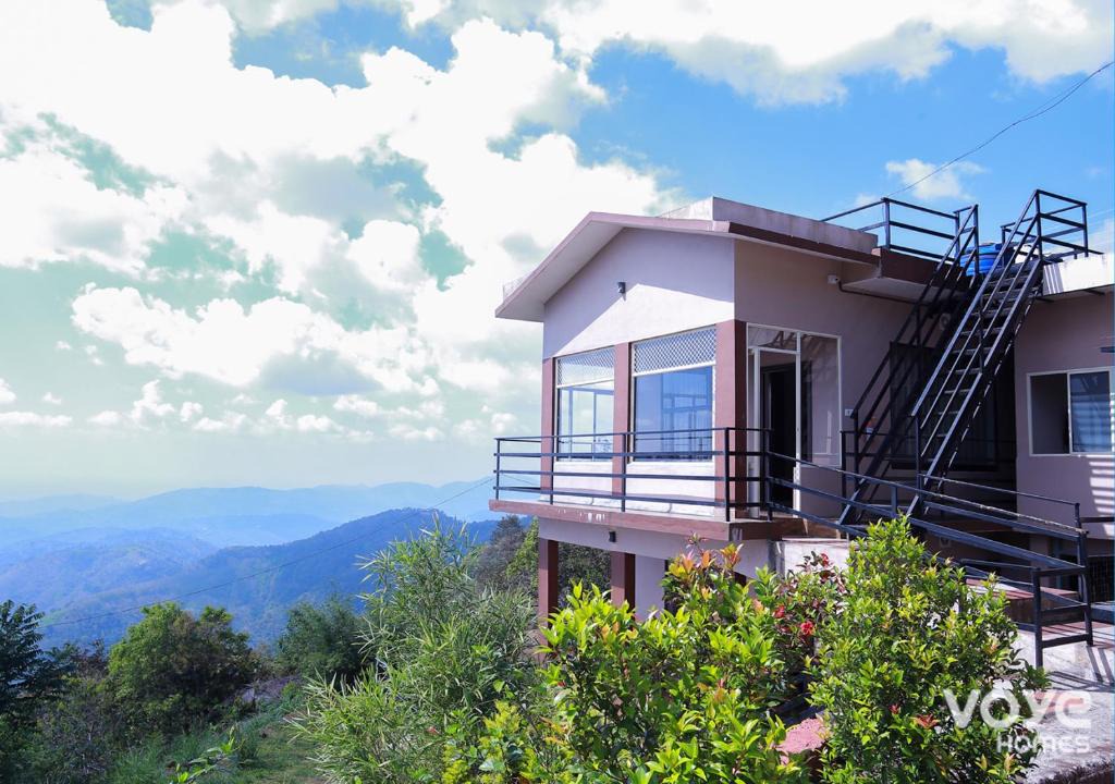 Elappara Cabin | VOYE HOMES Misty Villa Panchalimedu