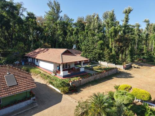 Somvarpet House | Whispering Meadows By Dazzle Destinations - Coorg