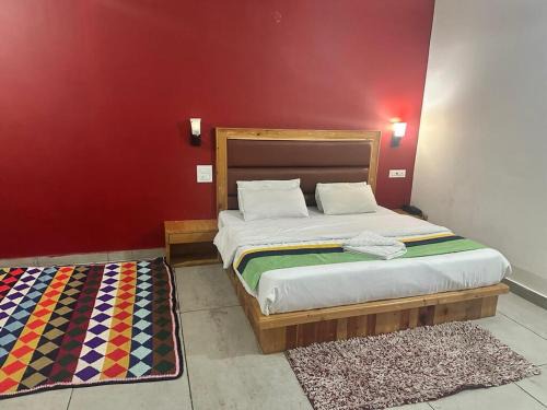 Kasol Hotel | Woodward 2 by 4 Wildflower