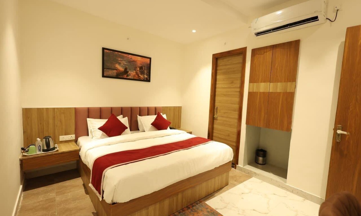 Kanpur Hotel | Yu Hotel
