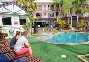 Brisbane Backpackers Resort - Group of 4 in South Brisbane