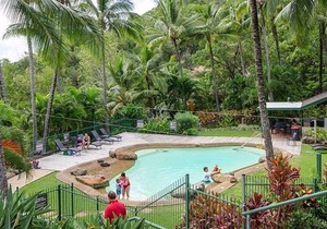 Frangipani 006 - Beachfront Apartment on Hamilton Island in Hamilton Island