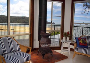 Patonga Beach Bach in Patonga