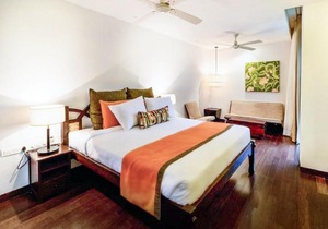 Villa with a private pool in Nerul, by GuestHouser 66085 in Nerul