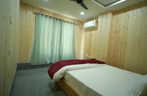 Uttarkashi House | होटल राजकीला