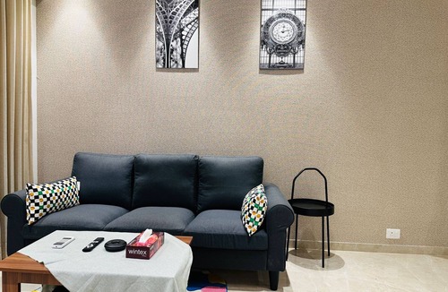 Hiranandani Gardens Apartment | 1BR Service Apartment A - 1105 Powai By Florastays