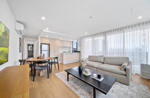 Phillip Apartment | 2-Bed Haven: Impeccable Interiors & Chic Amenities