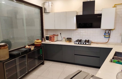 New Delhi Apartment | 3 Bedroom Apartment,4 Bathrooms,Living & Dinning,can Sleep 7,at New Delhi,India
