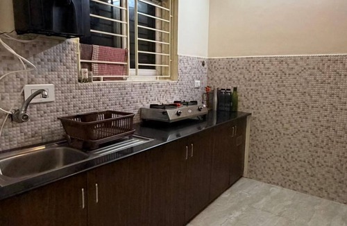 Perambur Purasavakam Apartment | 3-bedroom Ground Floor Family Apartment in GG Nagar Mogappair East