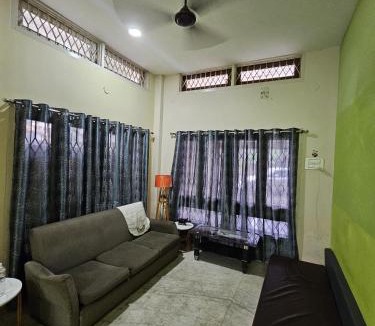 Sualkuchi House | A&A villa