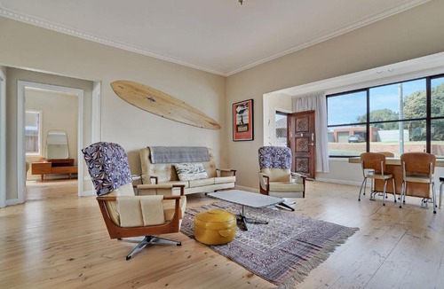 Warrnambool House | A Wave from it All