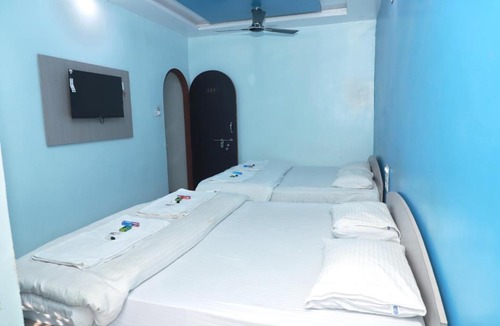 Vyara House | Aadarsh Guest house