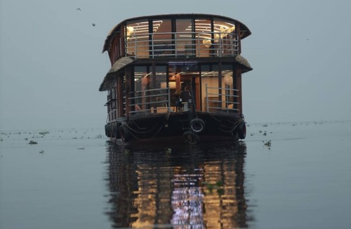 Aryad South Villa | Abode Homestay Alleppey - Private 7BR Coastal Villa near Omanapuzha Beach
