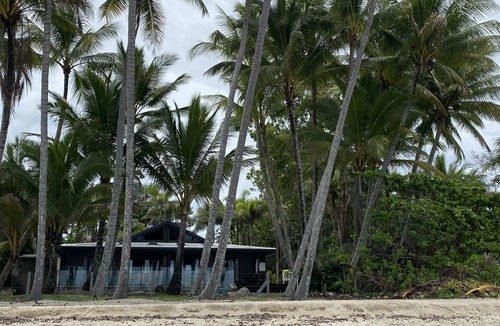 Newell House | Absolute beachfront - private pool, reef and rainforest on your doorstep