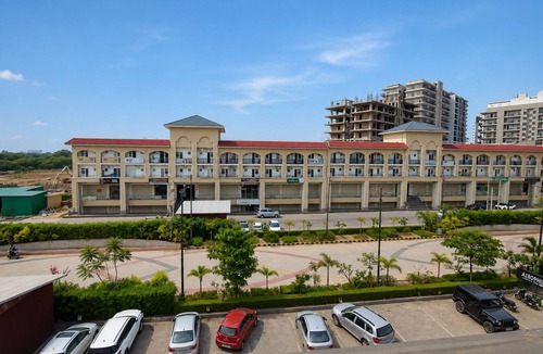 Zirakpur Apartment | Aerohub Suites: Himalayan Foothills Escape Cozy 1BHK in Zirakpur, NearChandigarh