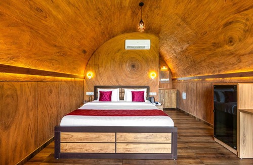 Udumbanchola Villa | Alaya Stays Jai hill 4 Room Cottage With Garden and Outdoor dining With Mountain and Valley Views