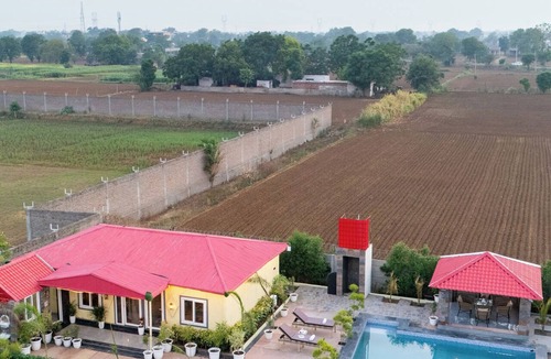 Bhiwadi Villa | Alaya Stays Royal Green Farm 2BHK W Pool