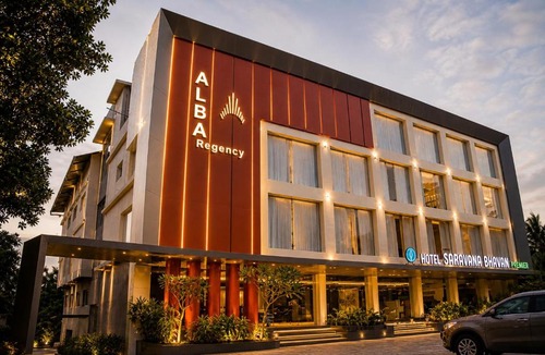 Kunnamkulam Hotel | Alba Regency Guruvayur