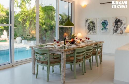 Mandrem Villa | Aroha Palms Magnifica - Private Pool, Wi-Fi