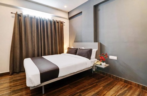 Electronics City Hotel | Athithi International