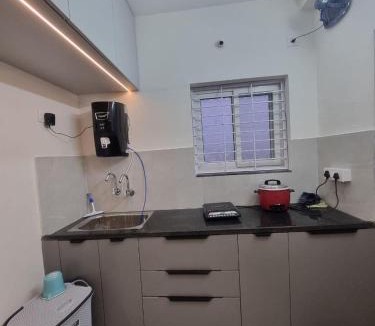 Hyderabad Apartment | Ayushman Avenue Family ,502 3BHK Massage Chair , Smart TV , AC