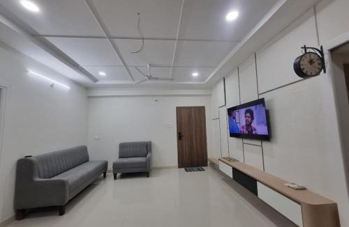Hyderabad Apartment | Ayushman Avenue Family 102-3BHK AC Massage Chair