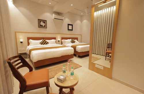 Somnath Hotel | Balaji Hotel