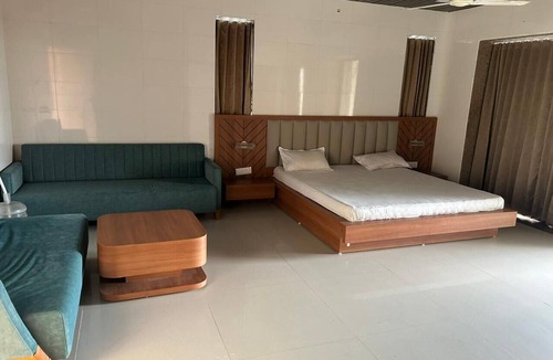Dholka Hotel | Balaji Upvan Resort