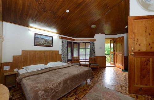 Naggar House | Bangloo in Treetops Cottage - Standalone Bungalow