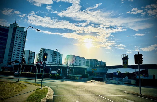 Mooloolaba Apartment | Barooga1- Mooloolaba Canal Front