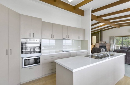 Lorne House | Bertram