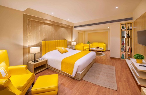Ranjit Avenue Hotel | Bloom Boutique - Ranjit Avenue