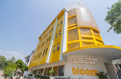 Bangalore City Center Hotel | Bloom Hotel - Richmond Road