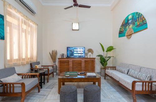 Gauravaddo Villa | Candolim Beach Stay - 2 minutes Walk to Beach