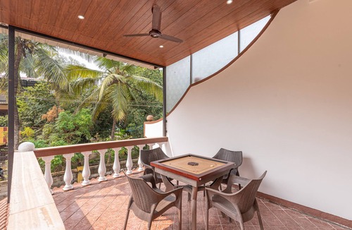 Gauravaddo Villa | Candolim Beach Stay | 2 minutes Walk to Beach