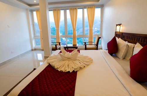 Nullatanni Hotel | Carmel Top Resort