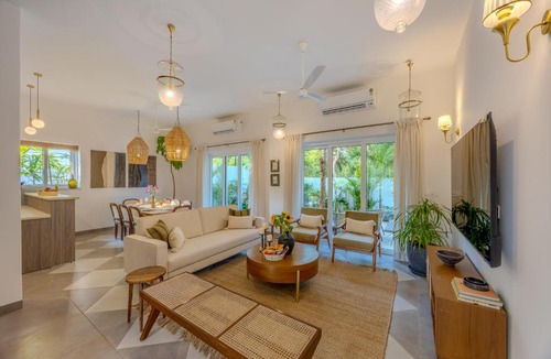 Mapusa Villa | Casa Zyra by ELIVAAS 4-BHK Pet-friendly villa with Private Pool and Lift Close to Assagao