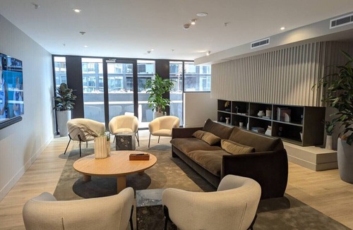 Phillip Apartment | Central Simplicity @Woden
