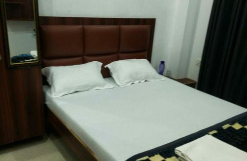 Varanasi Bed & Breakfast | Champaran Homes