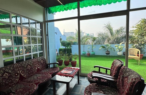 Sikandra Villa | Charming 2-bedroom villa with WiFi, fitness room in delightful Agra