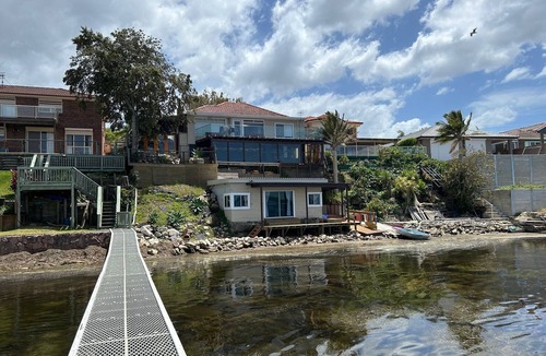 Central Coast Ski Chalet | Charming Boathouse on the Lake