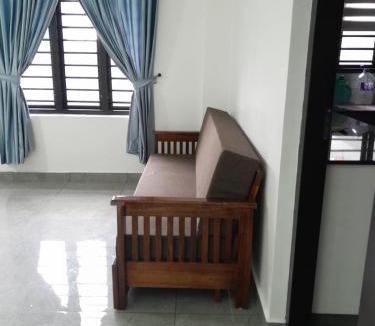 Anachal House | Cherry Blossom Munnar- 3 Bedroom Homestay