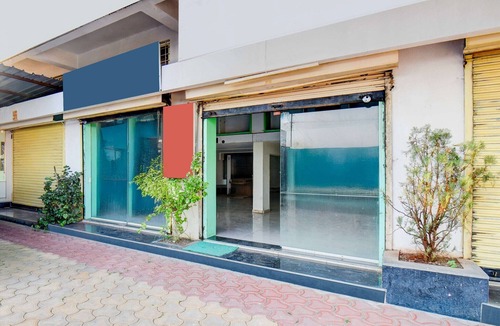 Narayangaon House | Classic with BalconyHotel Galaxy Inn