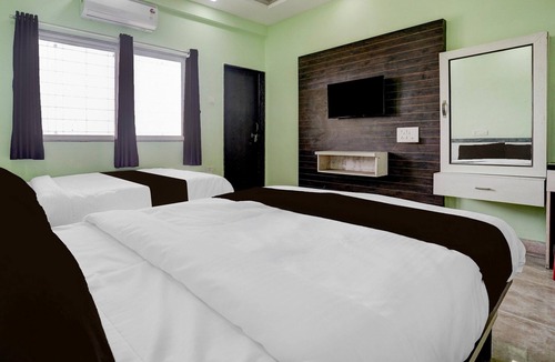 Satara House | Classic With Twin Bed Sairaj Lodging