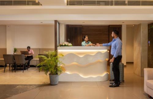 Maradu Hotel | Classik Fort Inn & Suites