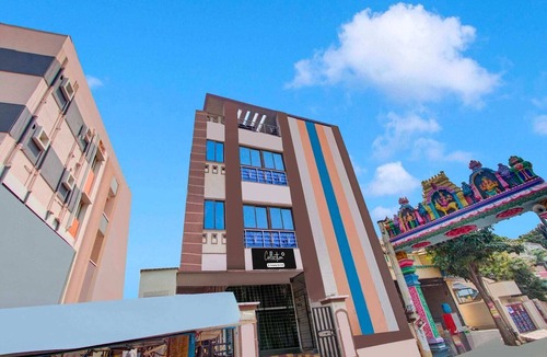 Visakhapatnam House | Collection O Adarsh Nagar Near Kavya Hospital