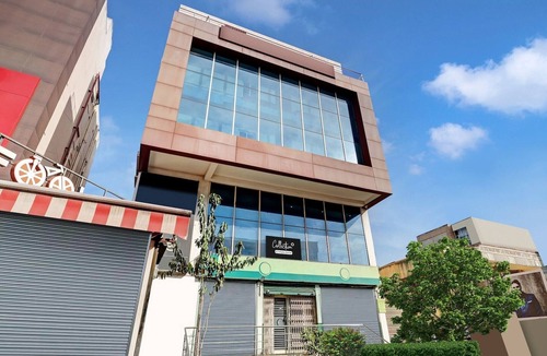 Visakhapatnam House | Collection O Dabagardens RK Beach