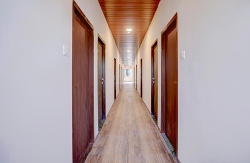 Aarey Colony Hotel | Collection O IIM Mumbai Formerly Green View
