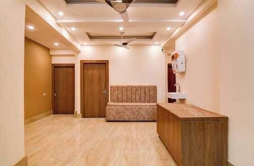 Kolkata Hotel | Collection O Kolkata International