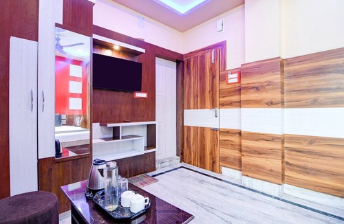 Siliguri House | Collection O New Jalpaiguri Railway Station